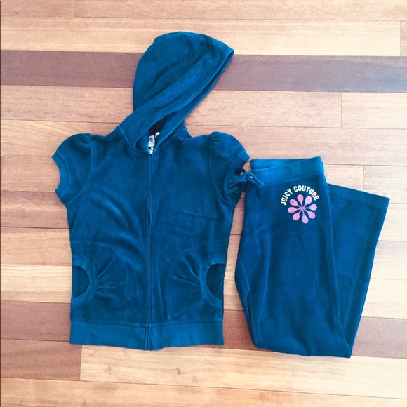 Juicy Couture Other - Juicy Couture terry cloth set